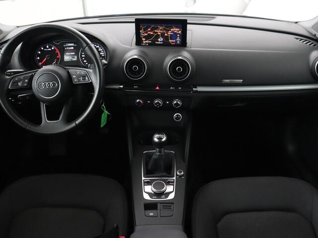Audi A3 35 TFSI Pro Line | 150pk | Bi-Xenon | Navigatie | Cruise control | Airco | Parkeerhulp | Bluetooth | Aluminium raamlijsten