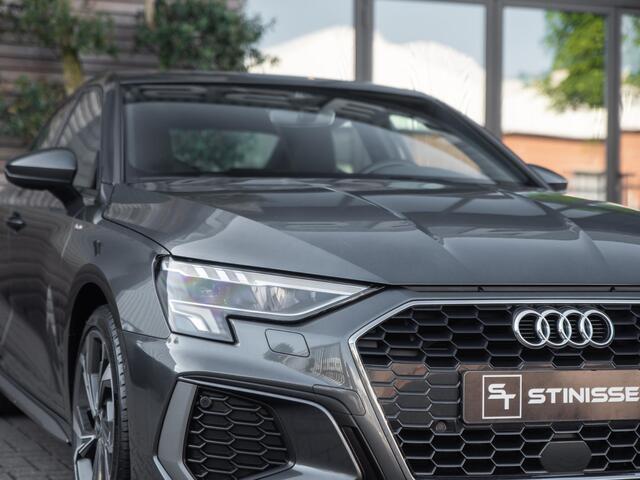 Audi A3 Limousine 35 TFSI S edition / 2x S-Line / Matrix verlichting / Adaptive Cruise Control / Stoelverwarming / 18" LMV