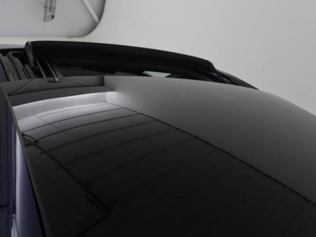 Audi A3 35 TFSI S edition | Panoramadak | Virtual Cockpit | Full LED | Carplay | Sportstoelen | Half leder | Navigatie | Climate control | Parkeerhulp | Bluetooth