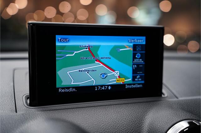 Audi A3 Limousine 1.4 TFSI 150pk S-Line|Trekhaak|Navi|NAP