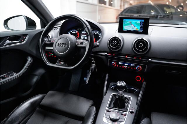 Audi A3 Limousine 1.4 TFSI 150pk S-Line|Trekhaak|Navi|NAP