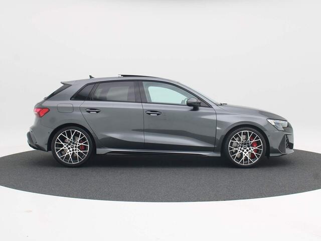 Audi A3 SPORTBACK RS3 2.5 295 kW / 400 pk FSI Sportback 7 versn. S-t