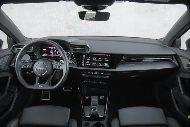 Audi A3 SPORTBACK 2.5 TFSI RS 3 quattro