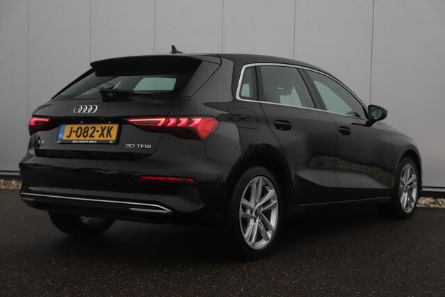 Audi A3 SPORTBACK 30 TFSI Business edition Automaat Leder Sportstoelen Stoelverwarming Virtual Navigatie Clima Cruise 17 inch LMV Full LED Lane Assist