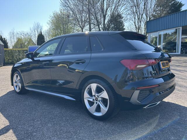 Audi A3 SPORTBACK S-Line Apple Carplay,Cruise control