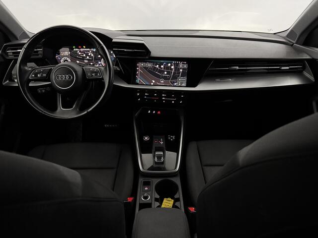 Audi A3 SPORTBACK 30 TFSI S-line Airco, Navi, Parkeersensoren, Virtual desk, Cruise control, Stoelverwarming, A start stop