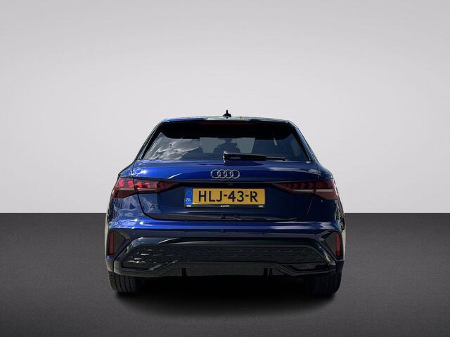 Audi A3 SPORTBACK 40 TFSI e S edition 204pk | Navigatie | Parkeercamera | 18 inch Lichtmetalen velgen | Adaptieve cruise controle