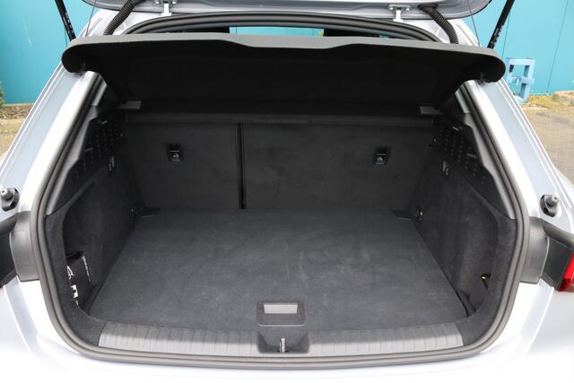 Audi A3 SPORTBACK 30 TFSI Pro Line CARPLAY|CRUISE|DIGI.DASHB|NAV|LED|LMV|ECC