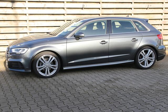 Audi A3 SPORTBACK 35 TFSI CoD Sport S Line Edition / Navi / Climate