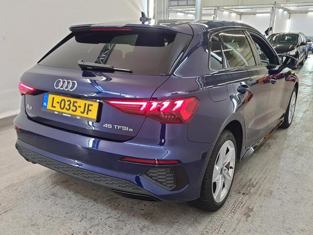 Audi A3 SPORTBACK 45 TFSI e 245PK S-Line Competition Nappa-leer Virtual-Cockpit Full-Led Plug-in