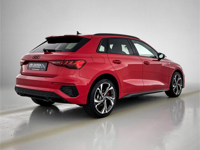 Audi A3 SPORTBACK 45 TFSI e S edition Competition RS stoelen leder, 3x S-Line, Matrix, 360Camera
