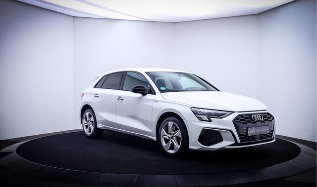 Audi A3 SPORTBACK 45TFSIe S-LINE Edition LED | CAMERA | STOELVERW. | SFEERVERLICHTING | ACC | LANEASSIST | DAB
