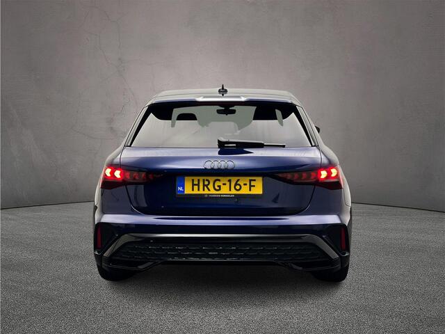 Audi A3 SPORTBACK 30 TFSI 110PK S edition | 18-Inch | Lichtpakket Plus | Adaptive-Cruise | Achterruitrijcamera | Zwart-Optiek