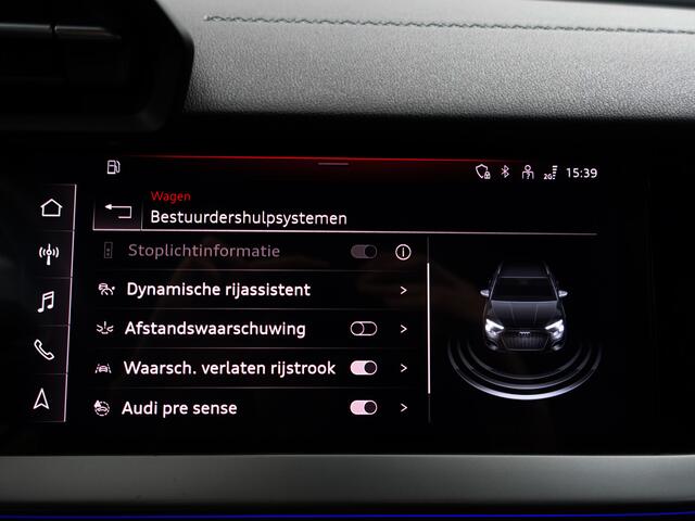 Audi A3 SPORTBACK 35 TFSI S Competition Aut- Sport Interieur, Sfeerverlichting, Xenon Led Matrix, CarPlay, Park Assist, Keyless