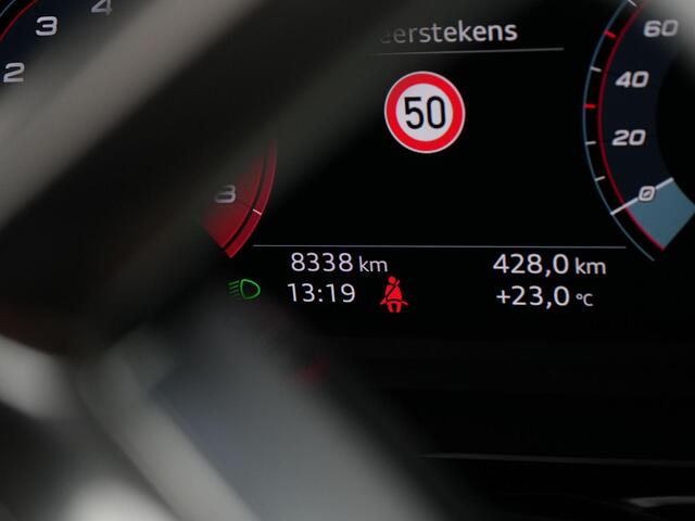 Audi A3 SPORTBACK 35 TFSI 150 pk S-tronic S edition / S-Line | Panoramadak | Sonos | Achteruitrijcamera | Stoelverwarming