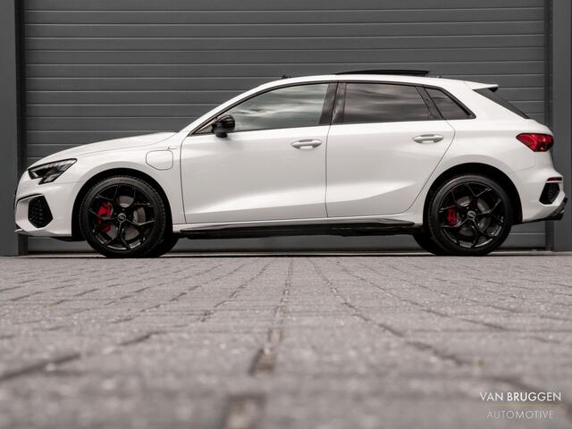Audi A3 SPORTBACK 45 TFSI e S-Line Pano RS-Stoelen B&O Sfeer S3 BTW ACC Camera
