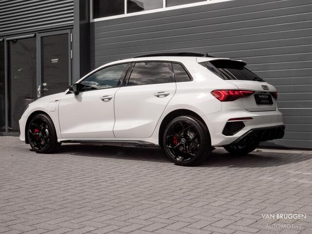 Audi A3 SPORTBACK 45 TFSI e S-Line Pano RS-Stoelen B&O Sfeer S3 BTW ACC Camera