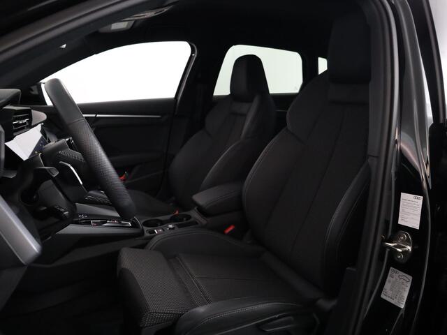 Audi A3 SPORTBACK 30 TFSI S edition 116 pk S-tronic | Verlengde garantie | Navigatie | Parkeersensoren (Park assist) | Achteruitrijcamera | Adaptieve cruise control | S-Line |