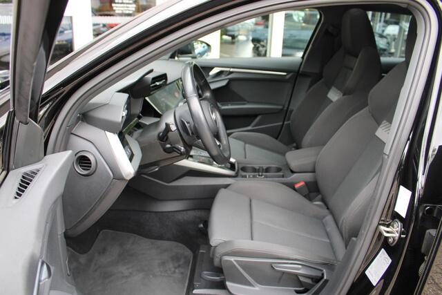 Audi A3 SPORTBACK 30 TFSI Business edition