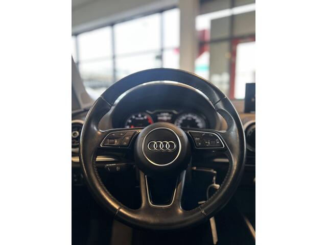 Audi A3 SPORTBACK 1.0 TFSI Sport Edition Facelift | Cruise control | Navigatie | Matrix LED | Adaptief onderstel | Parkeersensoren | Airco