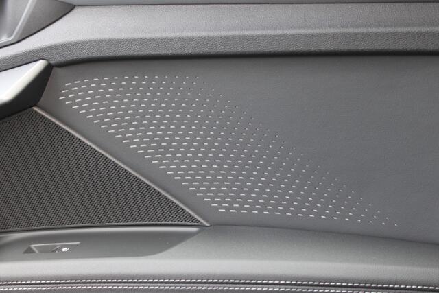 Audi A3 SPORTBACK 45 TFSI e 272PK S edition Competition |PANO-DAK|ELEK-STOEL|MATRIX-LED|ELEK-ACHTERKLEP