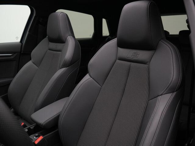 Audi A3 SPORTBACK 35 TFSI 150 pk S-tronic S edition / S-Line | Panoramadak | Stoelverwarming | Navigatie | Parkeersensoren achter
