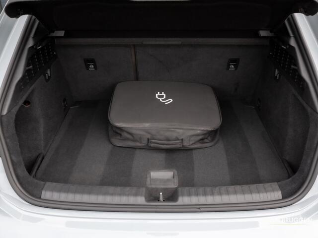 Audi A3 SPORTBACK 45 TFSI e S-Line Pano S3 B&O Carbon Sfeer ACC BTW Matrix