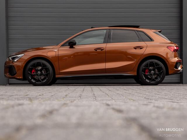 Audi A3 SPORTBACK 40 TFSI E S-Line Pano RS-Stoelen Sfeer BTW ACC