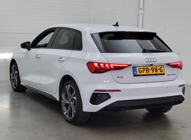 Audi A3 SPORTBACK 45 TFSI e S edition Competition | S-Line | RS Seats | Stoelverwarming | Camera | Navigatie | Cruise Control | LED | Keyless | Virtual Cockpit | Apple Carplay | Parkeersensoren |