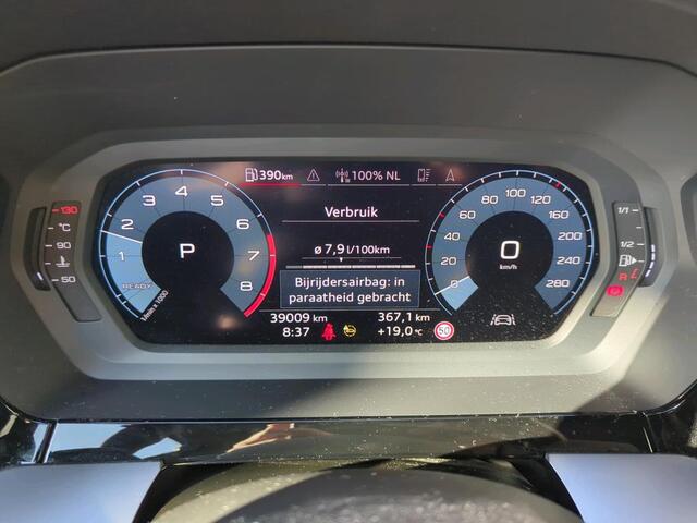 Audi A3 SPORTBACK 30 TFSI 110pk S Tronic Advanced edition / LED / Navigatie / Climate Control / Parkeersensoren / 17" LMV