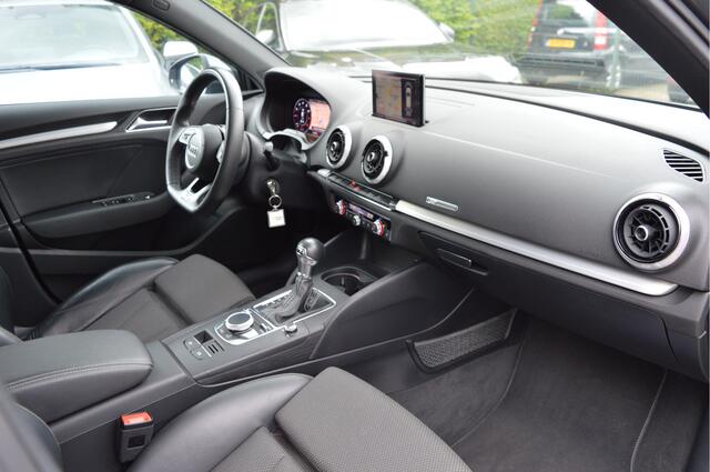 Audi A3 SPORTBACK 35 TFSI Sport S Line Ed. Nap / Virtual / Schuifdak /