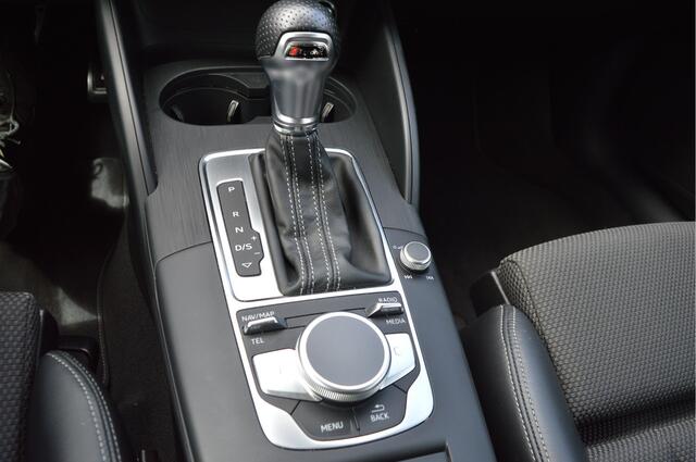 Audi A3 SPORTBACK 35 TFSI Sport S Line Ed. Nap / Virtual / Schuifdak /
