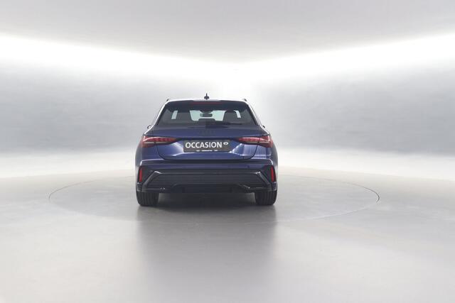 Audi A3 SPORTBACK 30 TFSI 115pk S Edition S-Tronic / Navigatie / Adaptive Cruise Control / Parkeersensoren