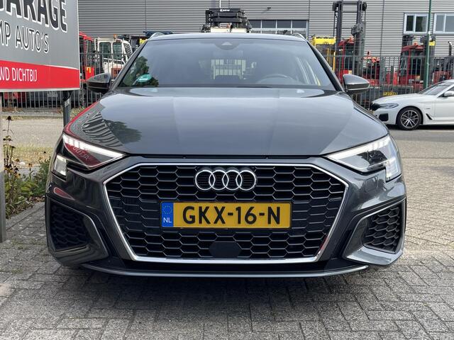 Audi A3 SPORTBACK 40 TFSI e S edition Competition 18"/B&O/Elektrische stoel + memory/Camera/Trekhaak/Keyless/Matrix LED/Adaptieve cruise/Elektrische klep/Stoelverwarming/Keyless