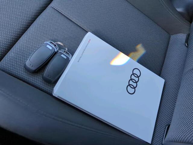 Audi A3 SPORTBACK 30 TFSI 110pk S-Tronic Advanced edition / LED / Navigatie / Climate Control / Parkeersensoren Achter / 17" LMV