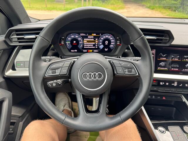 Audi A3 SPORTBACK 40 TFSI e Edition ecc,lmv,led,pdc,carplay