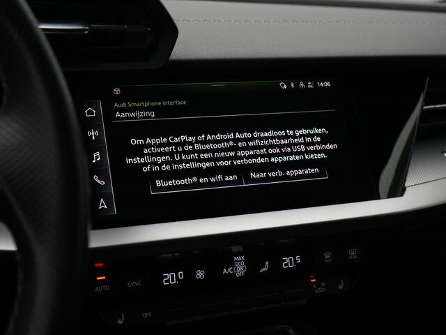 Audi A3 SPORTBACK 45 TFSI e 245 pk S-tronic S edition Competition / S-Line | Stoelverwarming | Navigatie | Parkeersensoren voor/achter | Adaptive Cruise
