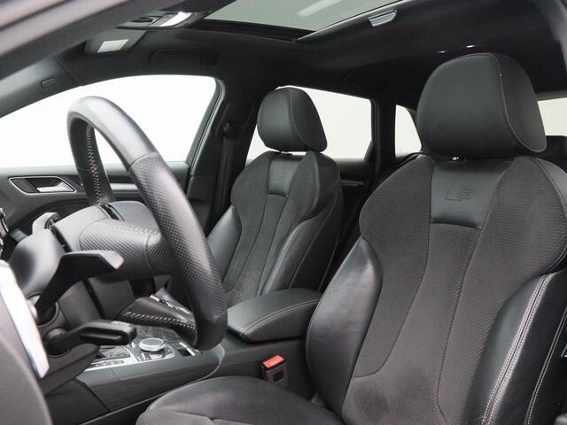 Audi A3 SPORTBACK 35 TFSi 150 Pk Automaat S-Line | Trekhaak | Panorama Dak | Sensoren | LED | Adaptive Cruise | Privacy Glass | Bluetooth | Navigatiesysteem | 18 Inch | 107.708 Km!!