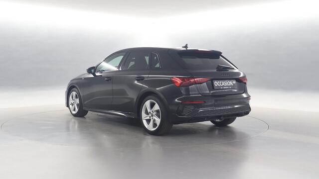 Audi A3 SPORTBACK 35 TFSI 150pk S Edition S-Tronic / Navigatie / Adaptive Cruise Control / Parkeersensoren
