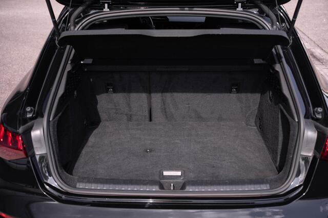 Audi A3 SPORTBACK 35 TFSI S Line Panoramadak Apple Carplay NAP 1e Eigenaar Full led