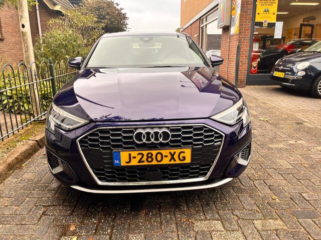 Audi A3 SPORTBACK 35 TFSI Business edition