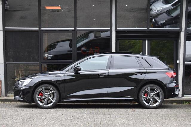 Audi A3 SPORTBACK 45 TFSI e S edition Competition S Line Pano Lane ACC Camera
