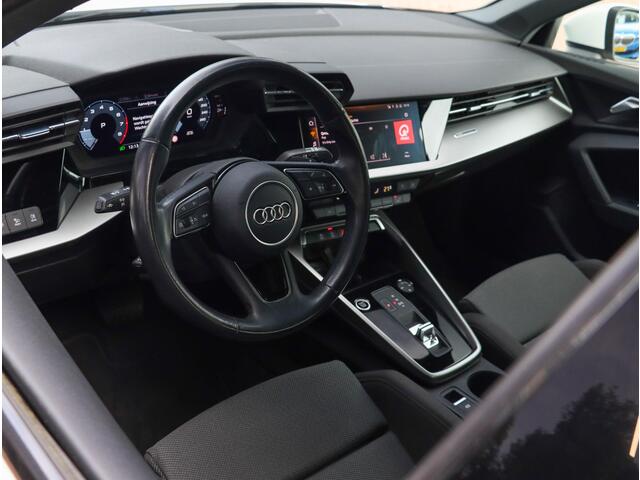 Audi A3 SPORTBACK 30 TFSI Business edition Automaat | Matrix LED | Sportstoelen