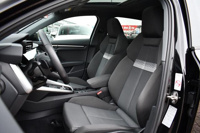 Audi A3 SPORTBACK 40 TFSI e S-Line Pano ACC S-zetels 18inch