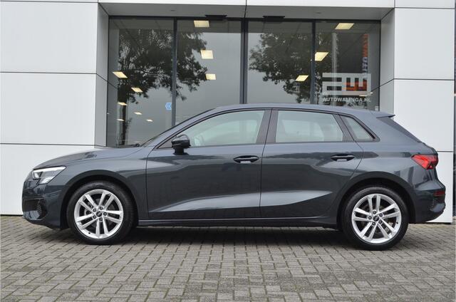 Audi A3 SPORTBACK 30 TFSI Advanced Carplay | Stoelverwarming | Sportstoelen | Donkere hemel | Adaptive Cruise | Virtual cockpit
