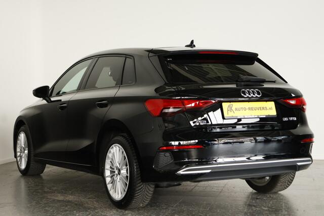 Audi A3 SPORTBACK 35 TFSI Advanced edition / LED / Navi / CarPlay / ACC / DAB