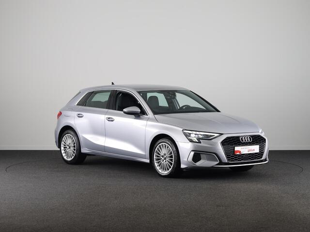 Audi A3 SPORTBACK 30 TFSI Business edition 110pk | Navigatie | Parkeersensoren | Led koplampen