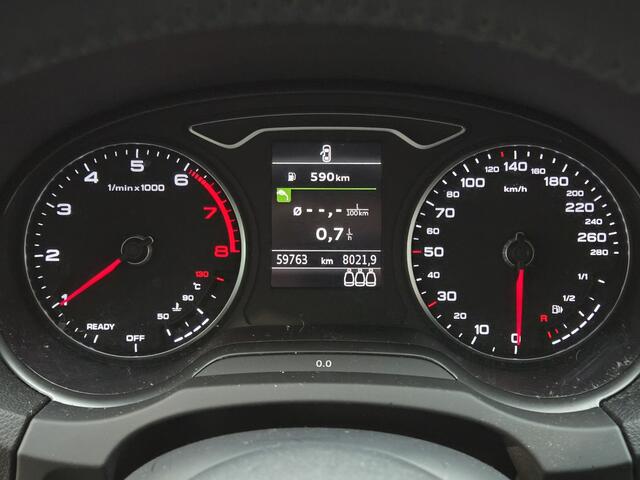 Audi A3 SPORTBACK 30 TFSI Pro Line | Navi |