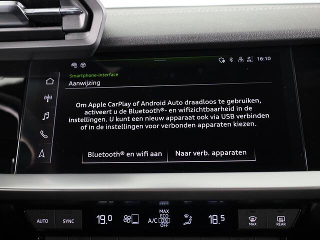 Audi A3 SPORTBACK 35 TFSI S edition | Verlengde Garantie | Optiek zwart pakket | Parkeersensoren achterzijde | Afneembare trekhaak |