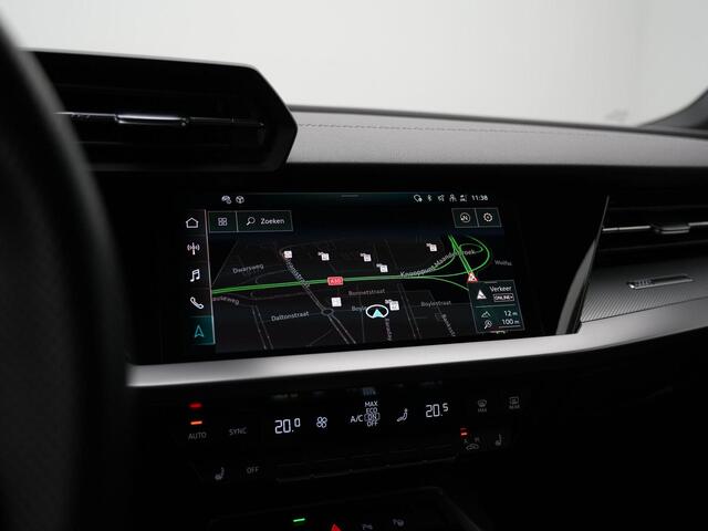 Audi A3 SPORTBACK 45 TFSI e 245 pk S-tronic S edition Competition / S-Line | Panoramadak | Achteruitrijcamera | Stoelverwarming | Navigatie